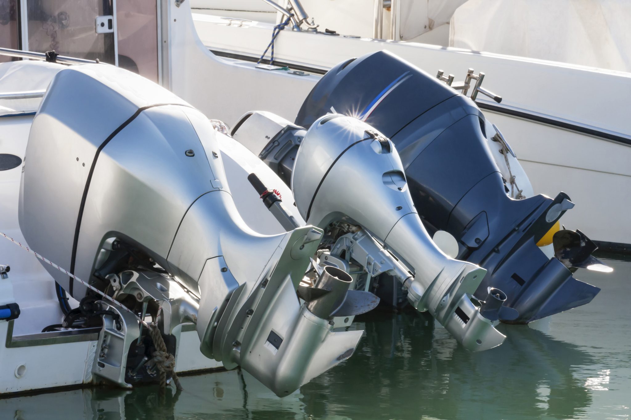 Comparing Two-Stroke And Four-Stroke Outboard Engines - ARG Marine